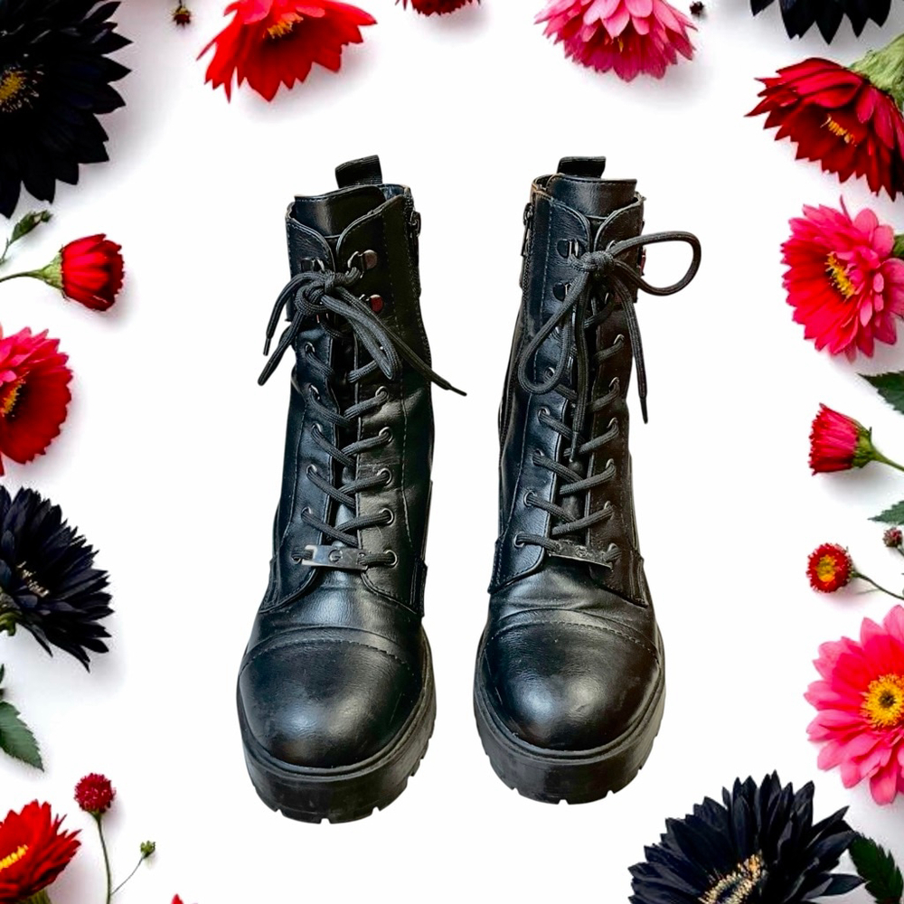 GBG Los Angeles Stacked Block Heel Platform Sole Lace Up Combat Boots Women 9.5